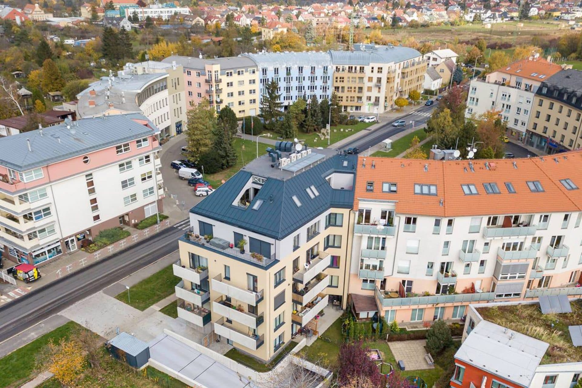 Suchdolské Náměstí II - foto 2