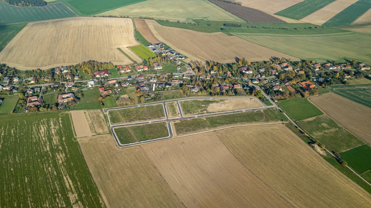 Vendolí u Svitav - RD, pozemky - foto 1