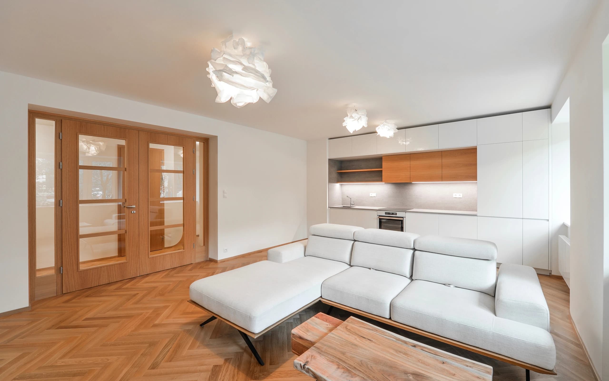 Dům u Akátu - foto 1