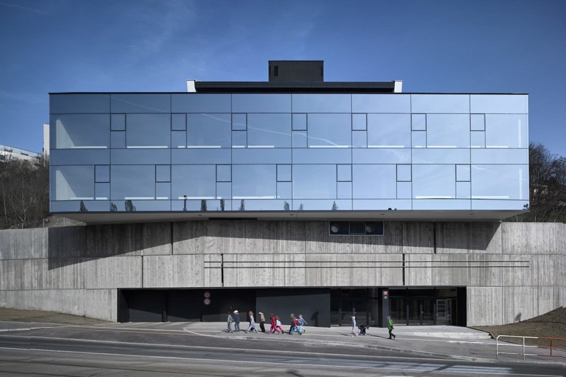 .142 Radlická - foto 1