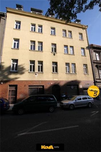 Byty Hřebenky Praha 5 - foto 2