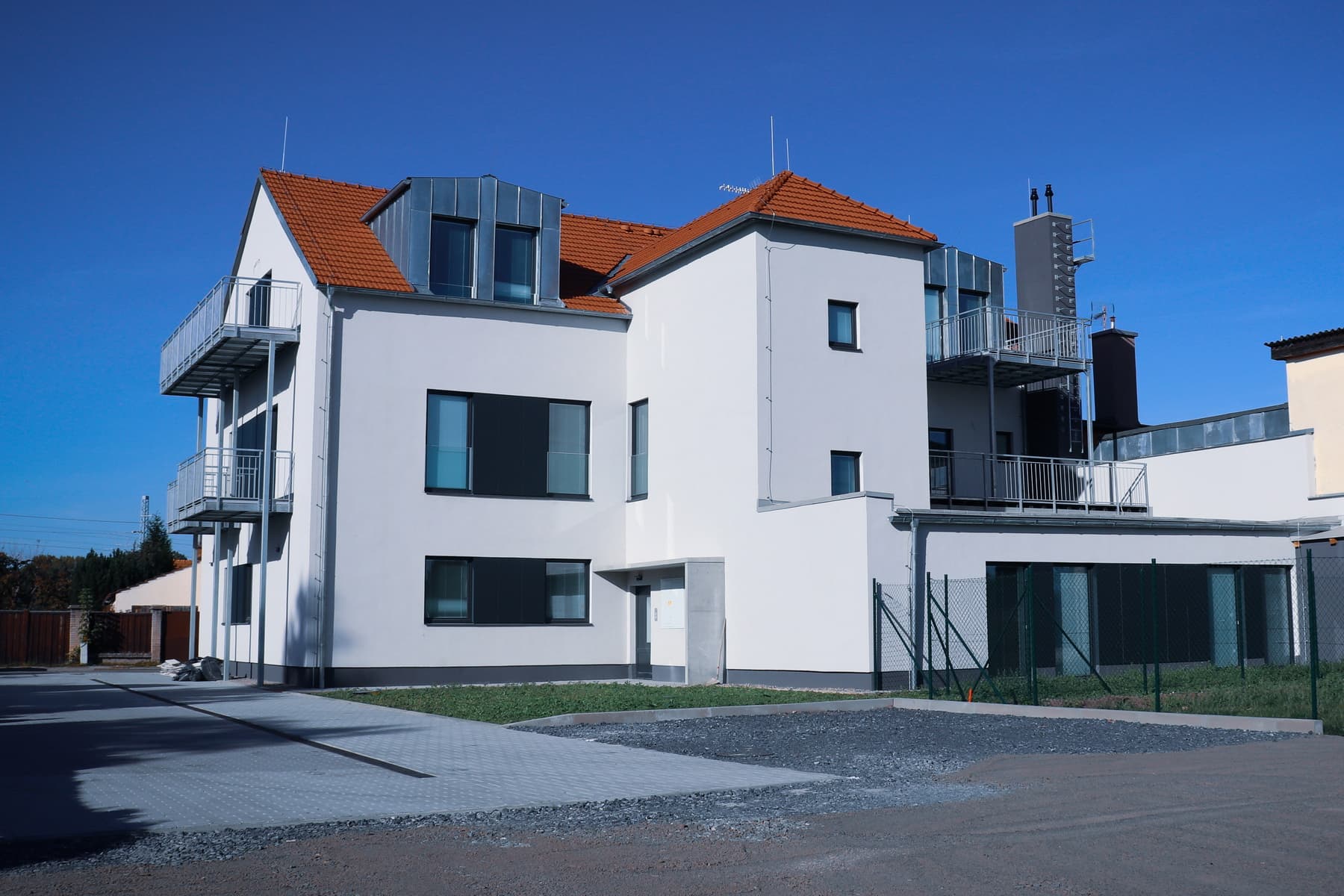 Dělnická 12 - foto 3